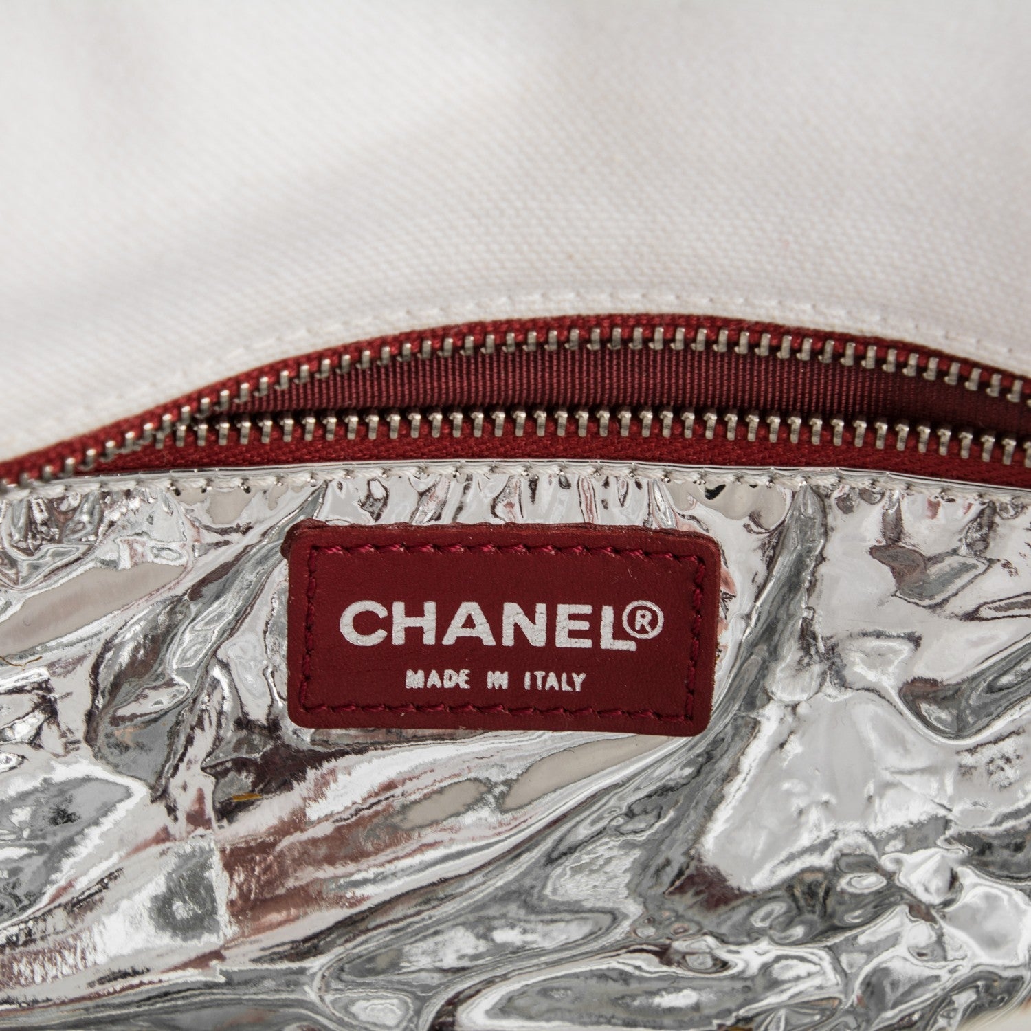 Chanel Metallic Lambskin Canvas CC N°5 Flap White 6 of 7