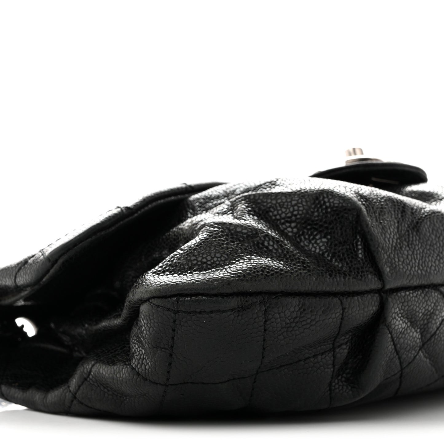 Caviar Quilted Medium Elastic Flap Black