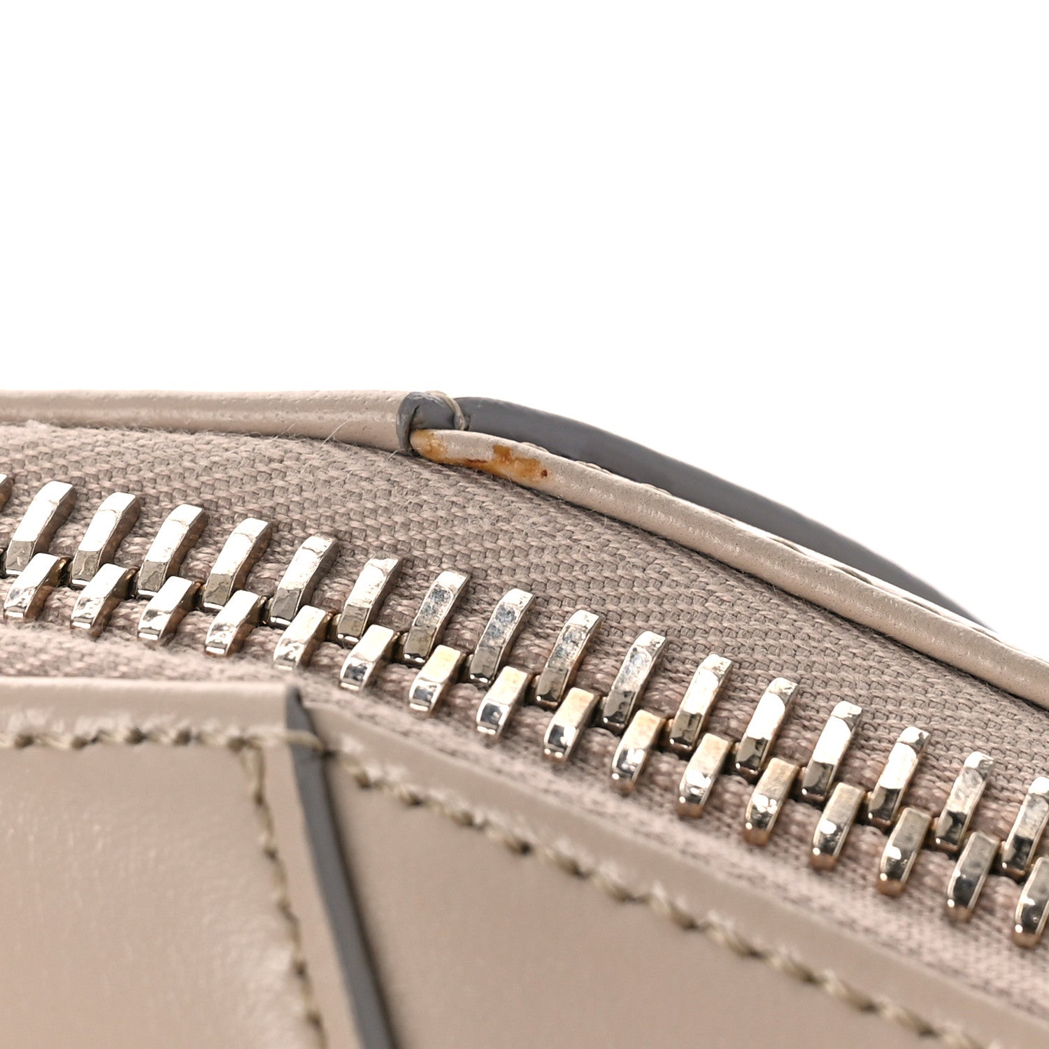 Givenchy Shiny Lord Calfskin Medium Antigona Sand 7 of 13