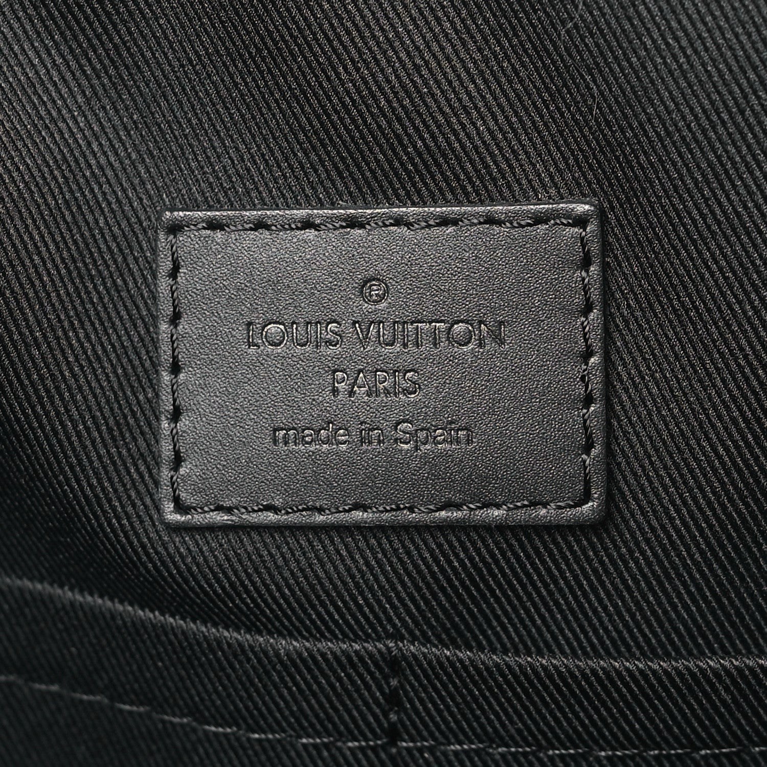 Louis Vuitton Damier Infini District MM Onyx 6 of 8