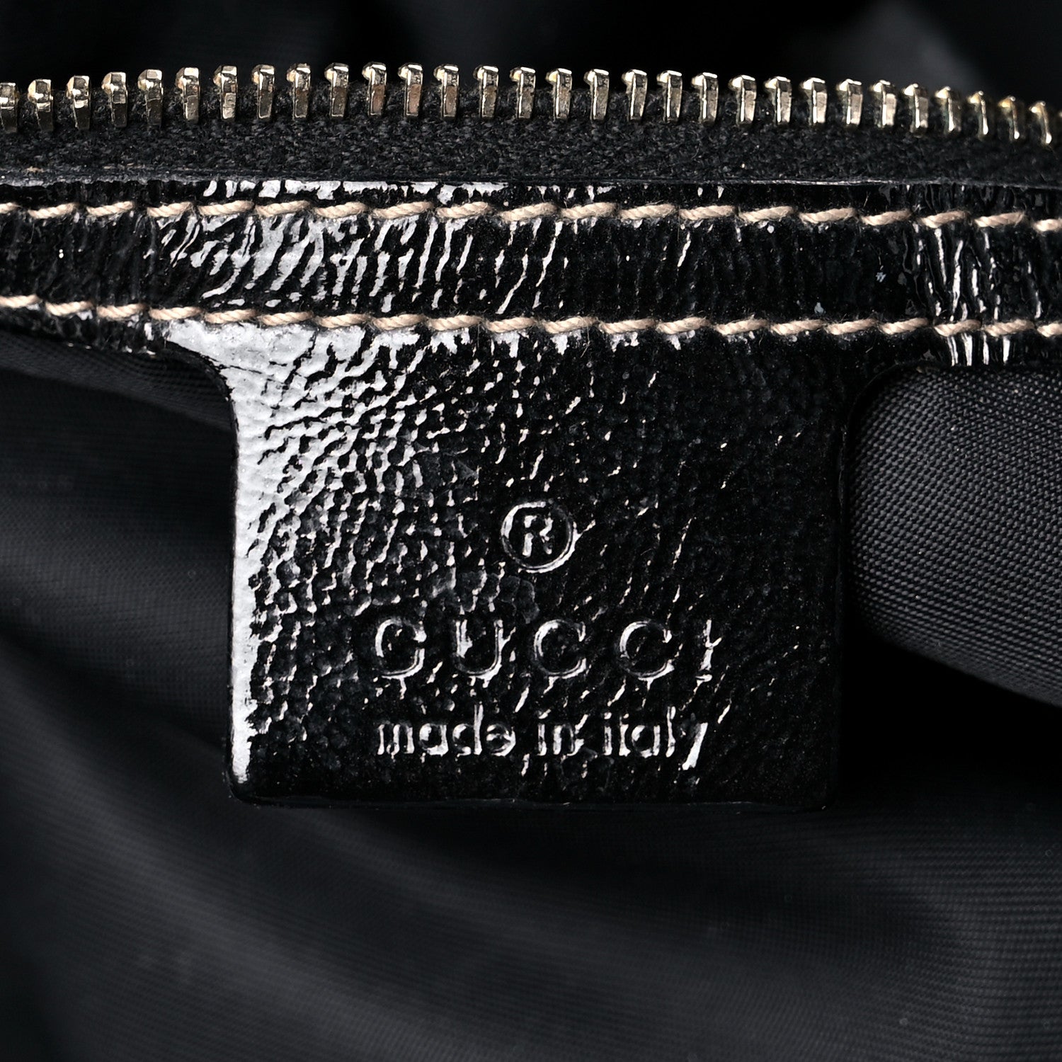 Gucci Patent Medium Pelham Shoulder Bag Black 6 of 21