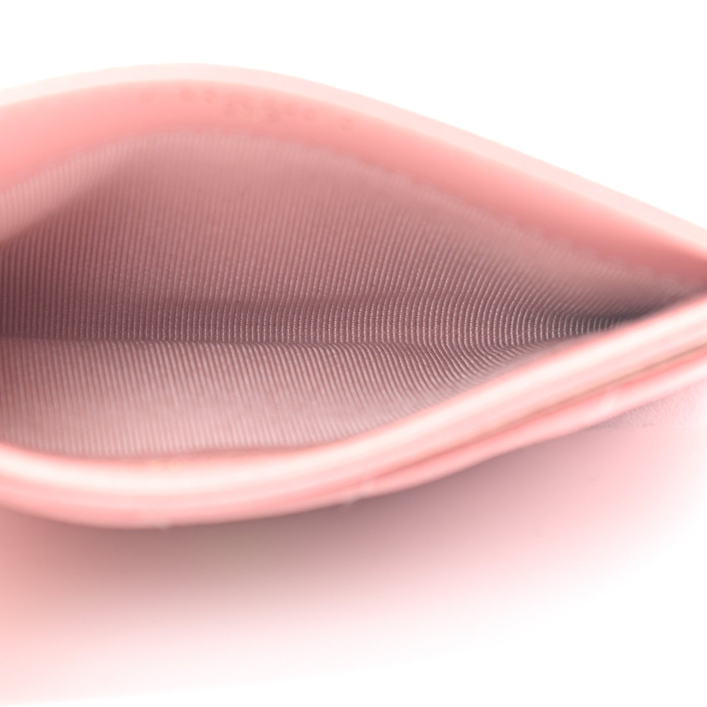 Caviar Flat Chevron Quilted Card Holder Wallet Pink