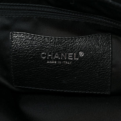 Chanel Glazed Calfskin Large On The Road Tote Black 7 of 10