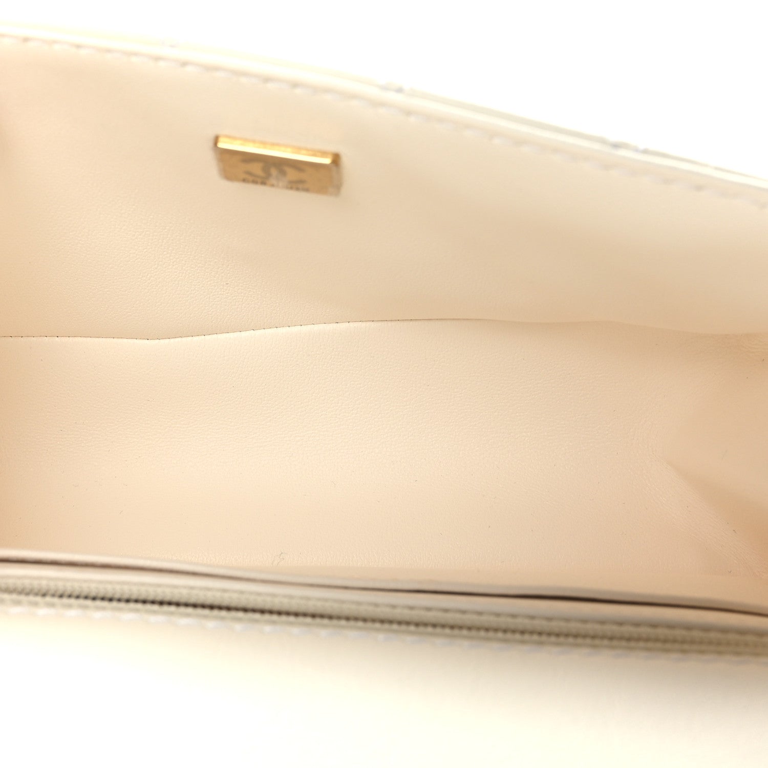 Chanel Aged Calfskin Quilted 2.55 Reissue Mini Flap White 5 of 9