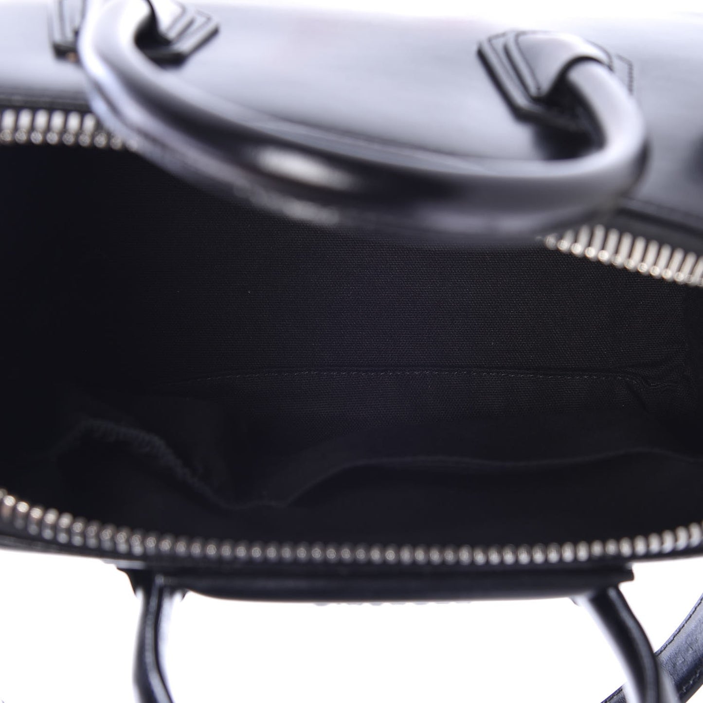 Shiny Lord Calfskin Small Antigona Black