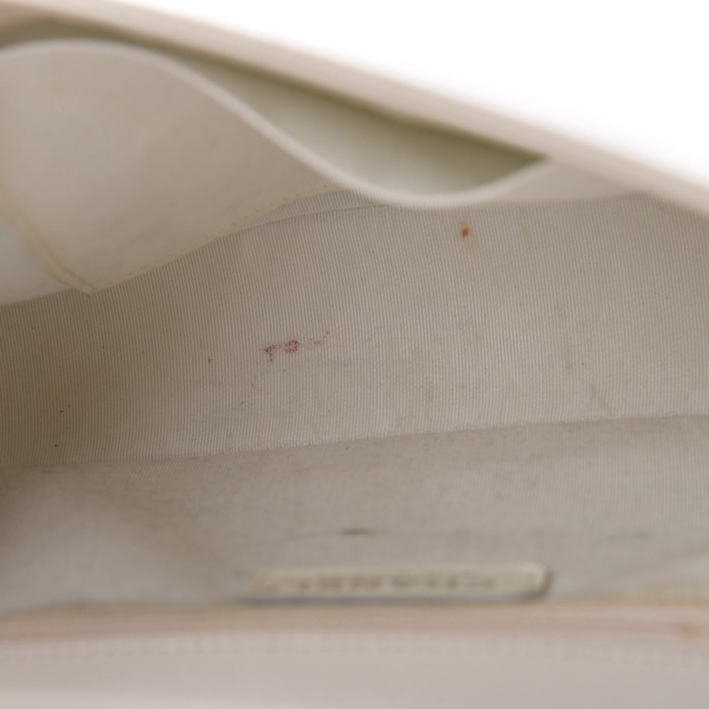 Caviar Quilted New Medium Boy Flap White