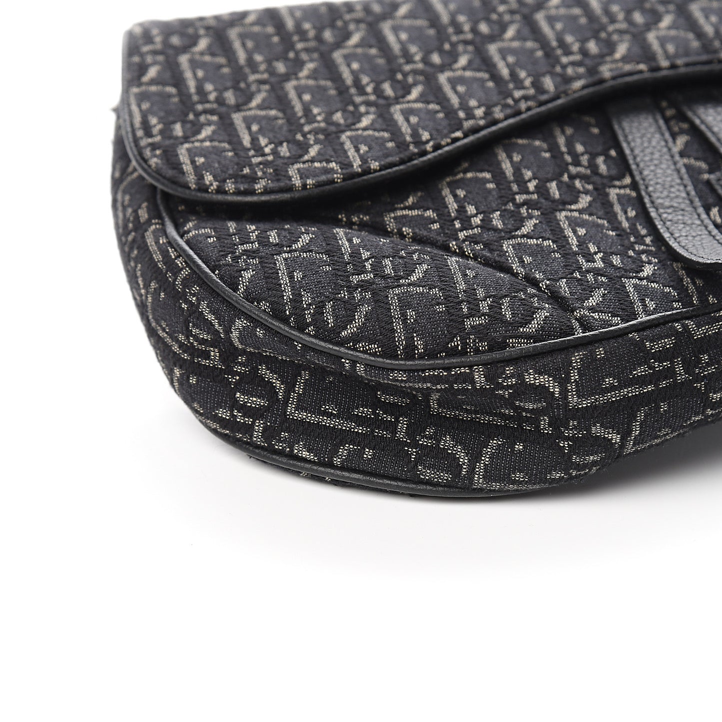 Oblique Mens Saddle Bag