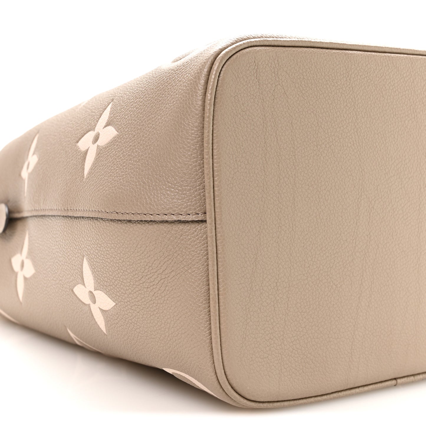 Empreinte Monogram Giant Neonoe MM Tourterelle Creme
