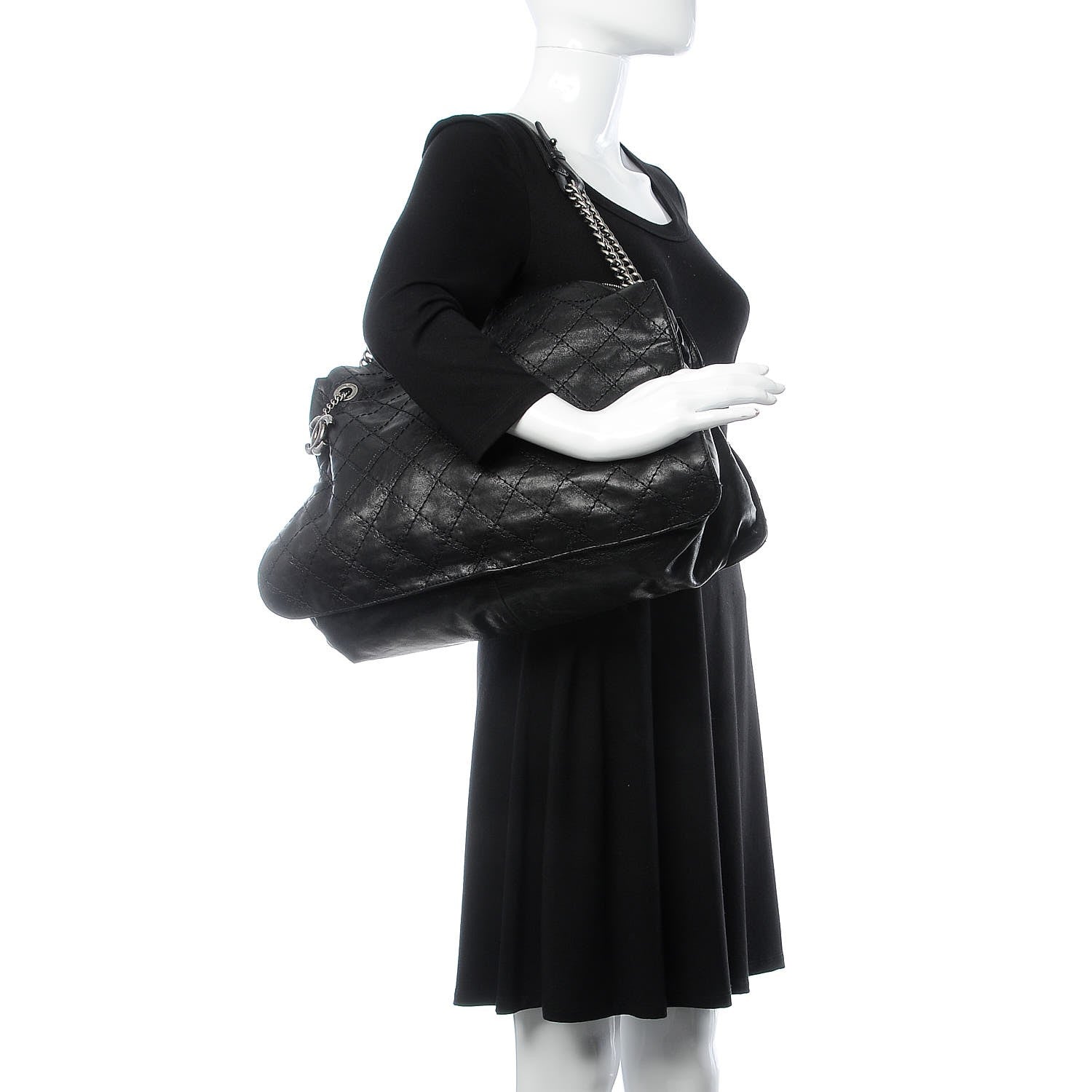 Chanel Calfskin CC Crave Tote Black 2 of 11