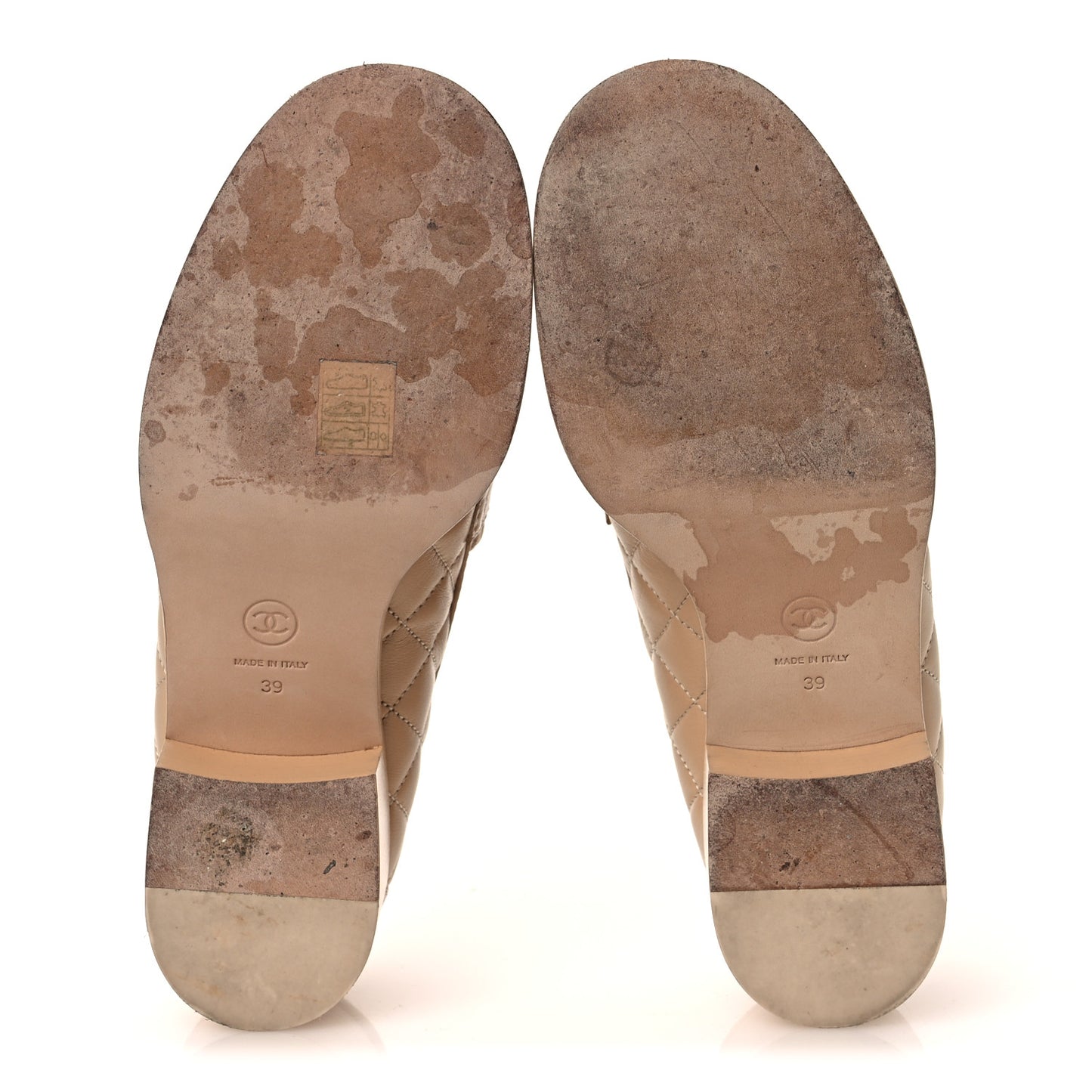 Lambskin Quilted CC Heart Loafers 39 Beige
