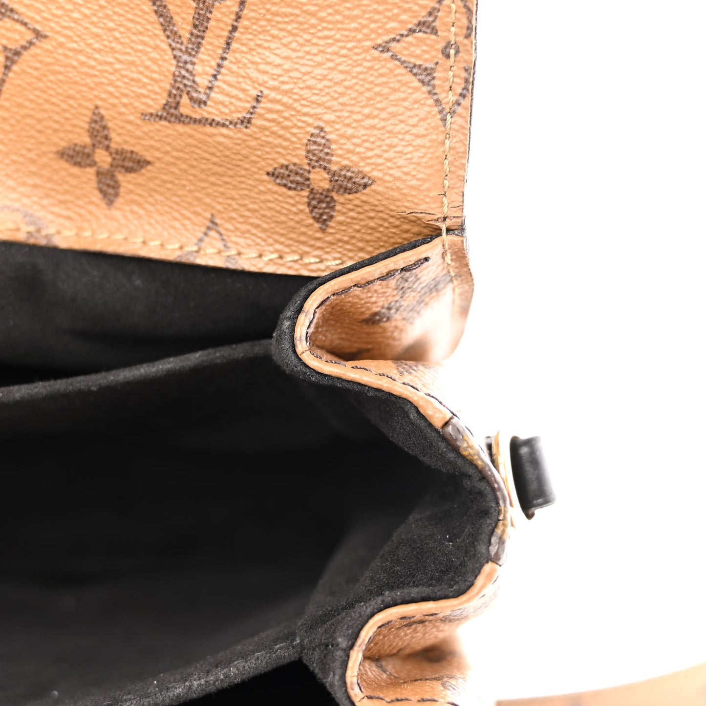 Reverse Monogram Pochette Metis
