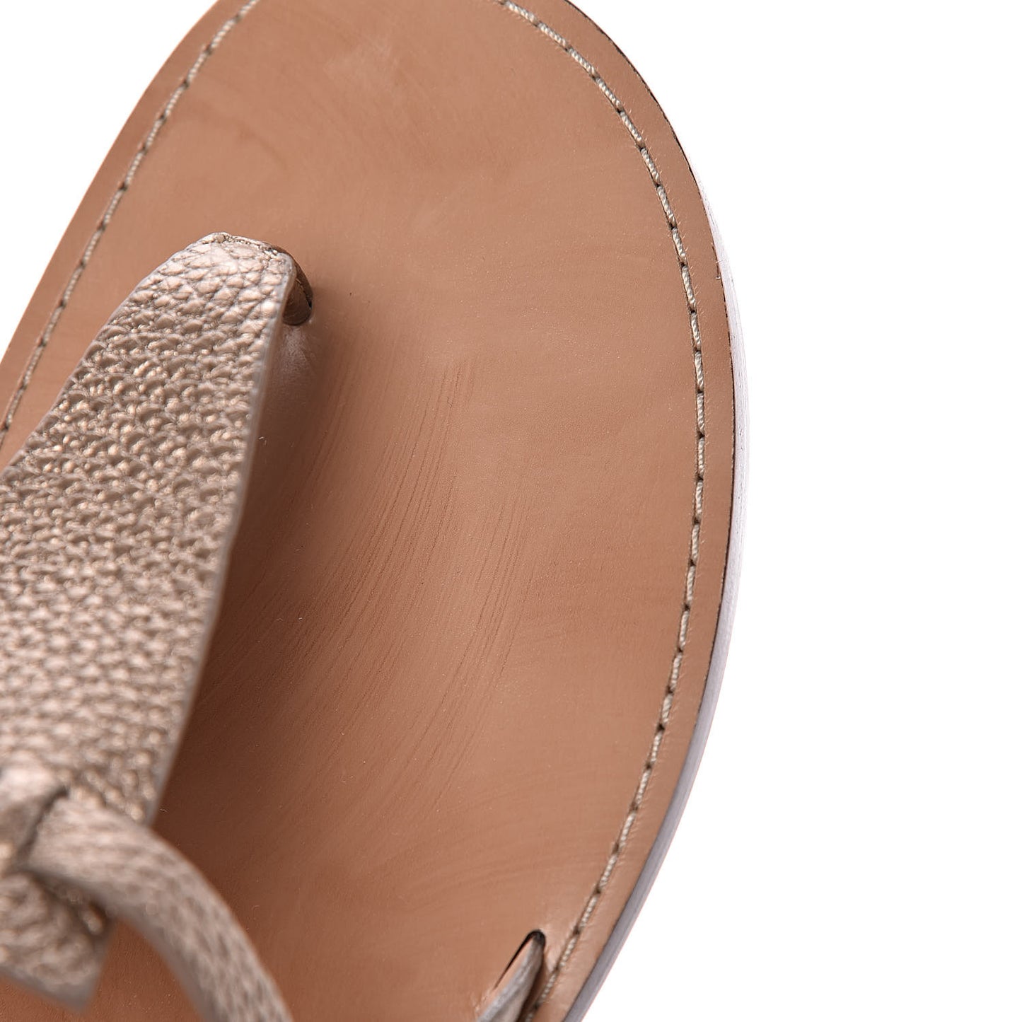 Metallic Pebbled Calfskin Rockstud Ankle Wrap Flat Thong Sandals 41 Skin