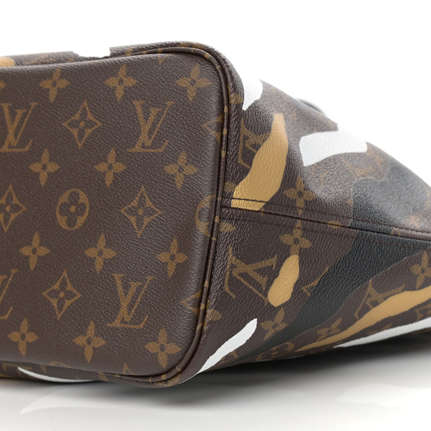 X LOL Monogram Neverfull MM Gold Silver