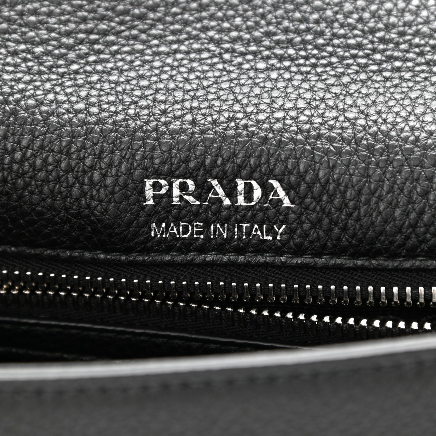 Vitello Daino Soft Flap Crossbody Black