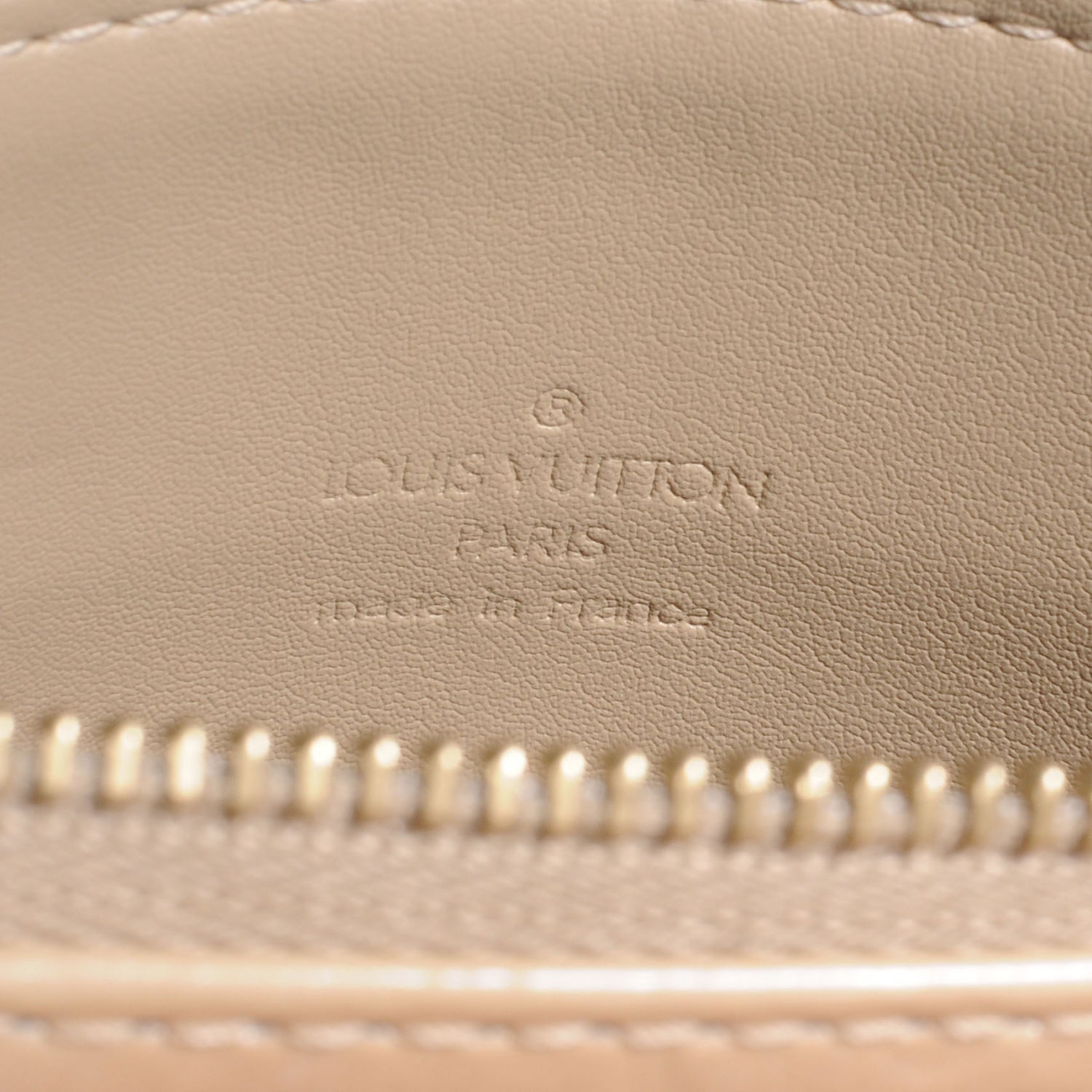 Louis Vuitton Vernis Mott Beige 3 of 6