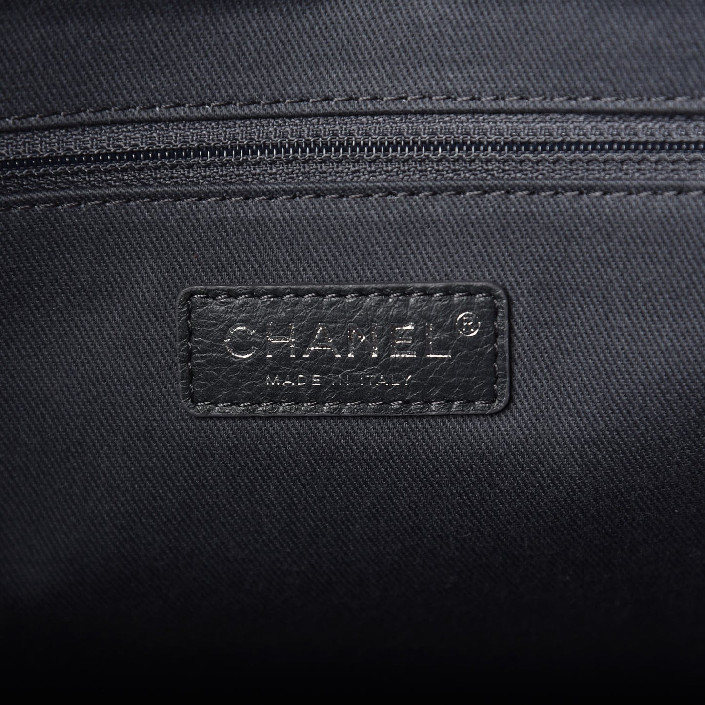 Lurex Boucle Medium Deauville Tote Grey