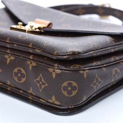 Louis Vuitton Monogram Pochette Metis 9 of 9