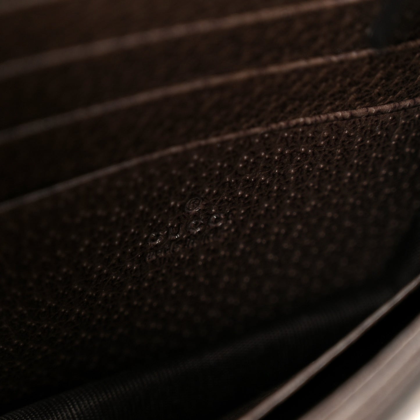 GG Supreme Monogram Bengal Chain Wallet Beige Pink