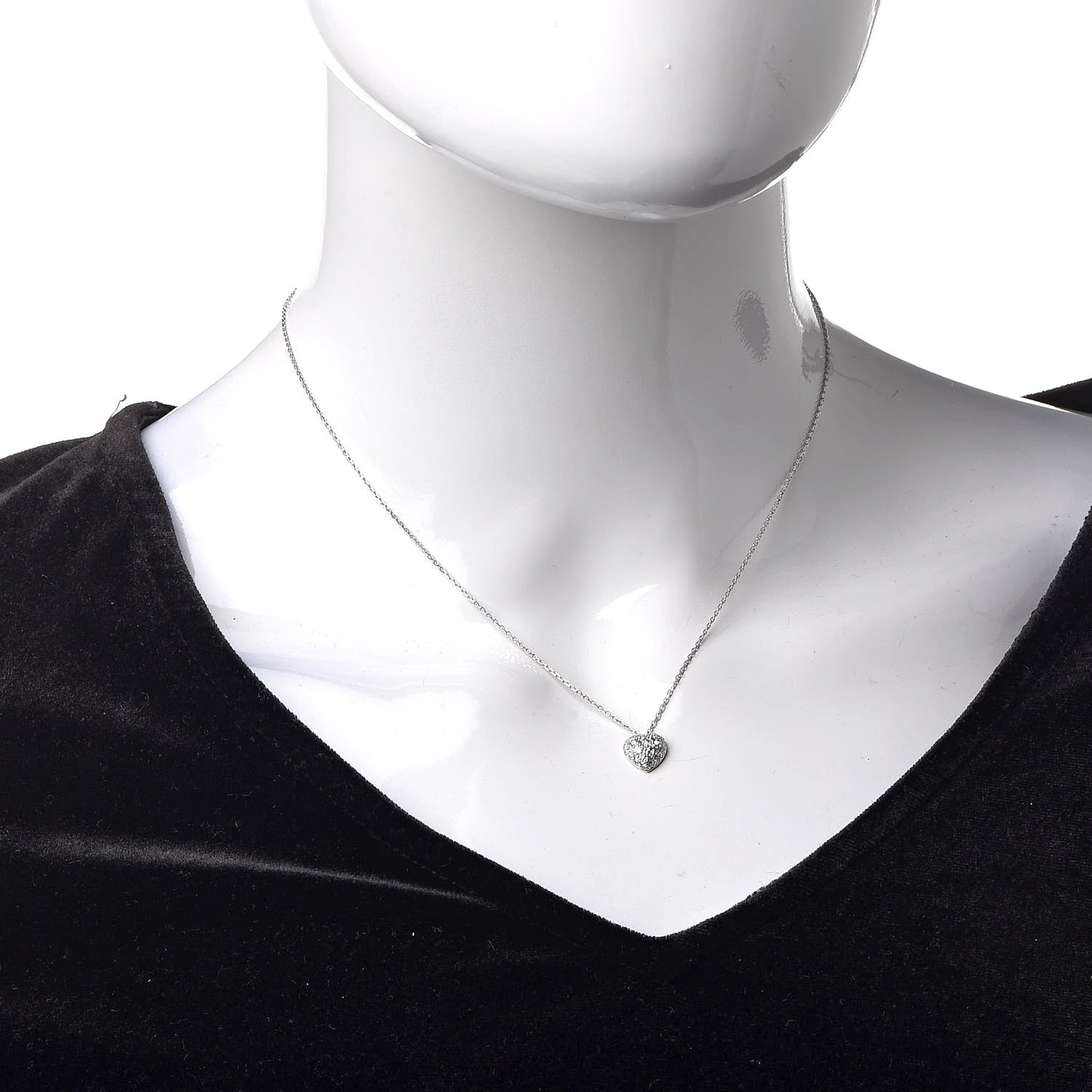 18K White Gold Diamonds Bubble Heart Necklace
