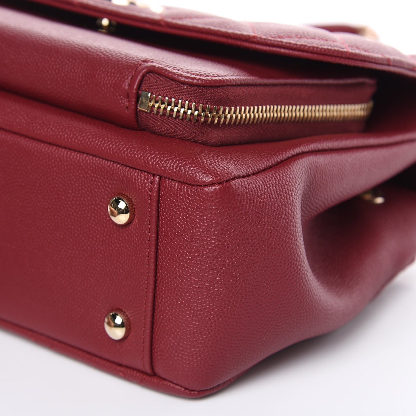 Caviar Quilted Medium Business Affinity Flap Burgundy