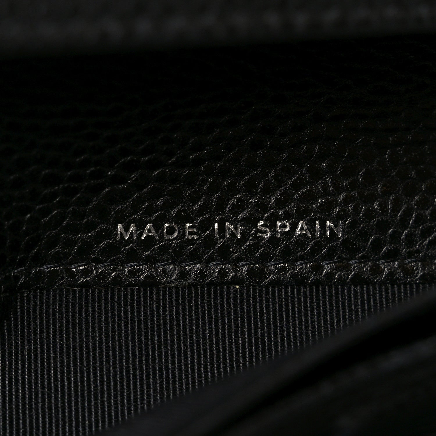 Chanel Caviar Quilted Yen Wallet Black 8 of 9