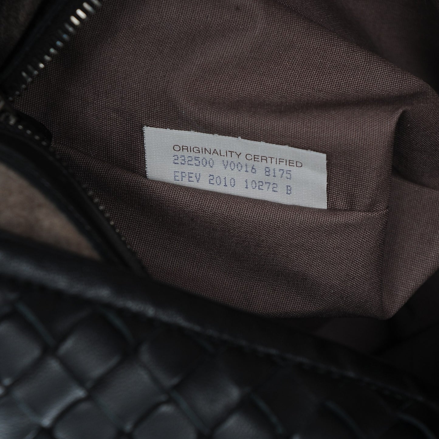 Nappa Intrecciato Large Belly Veneta Hobo Nero Black