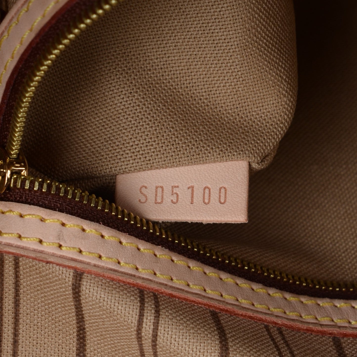 Monogram Delightful MM