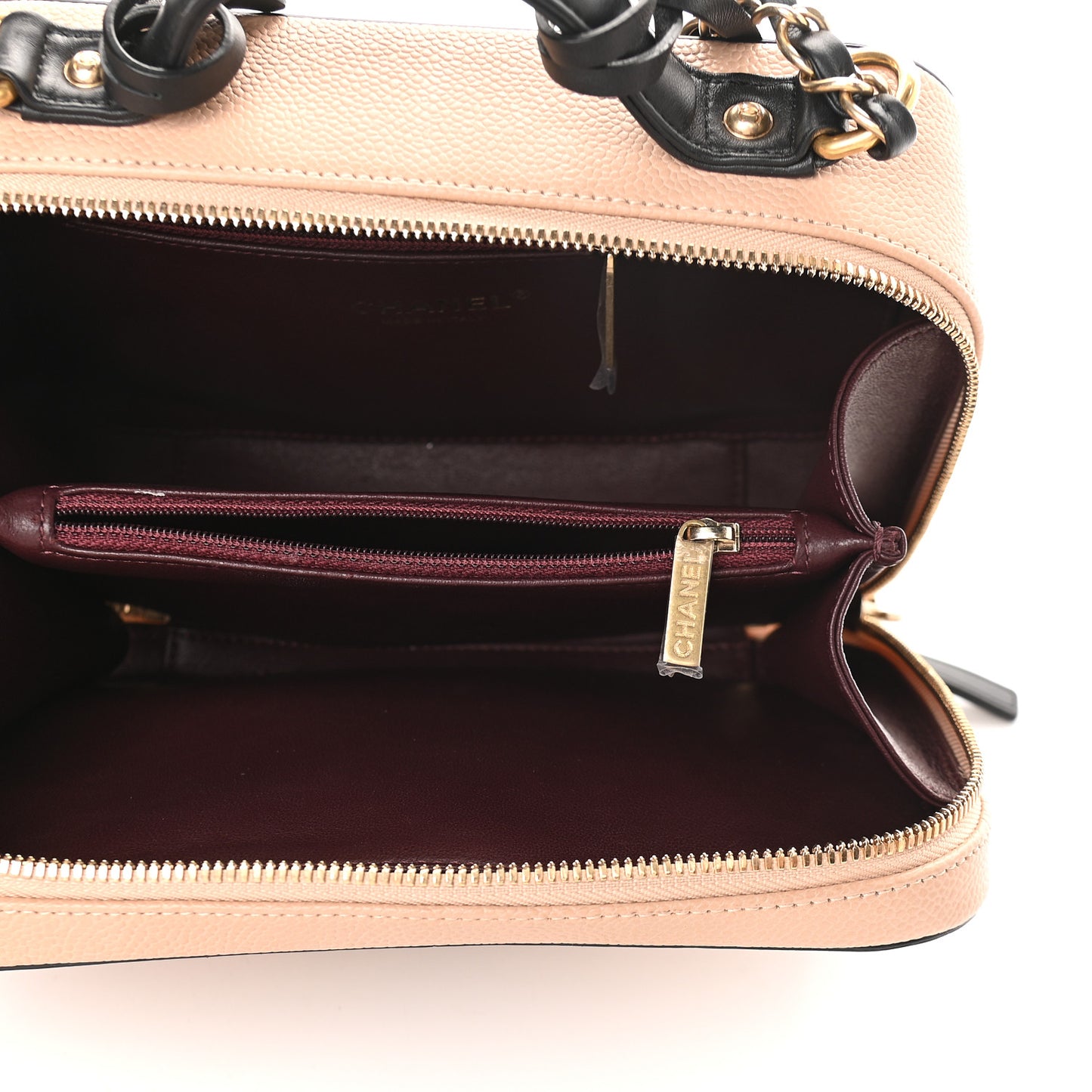 Caviar Quilted Medium CC Filigree Vanity Case Beige Black