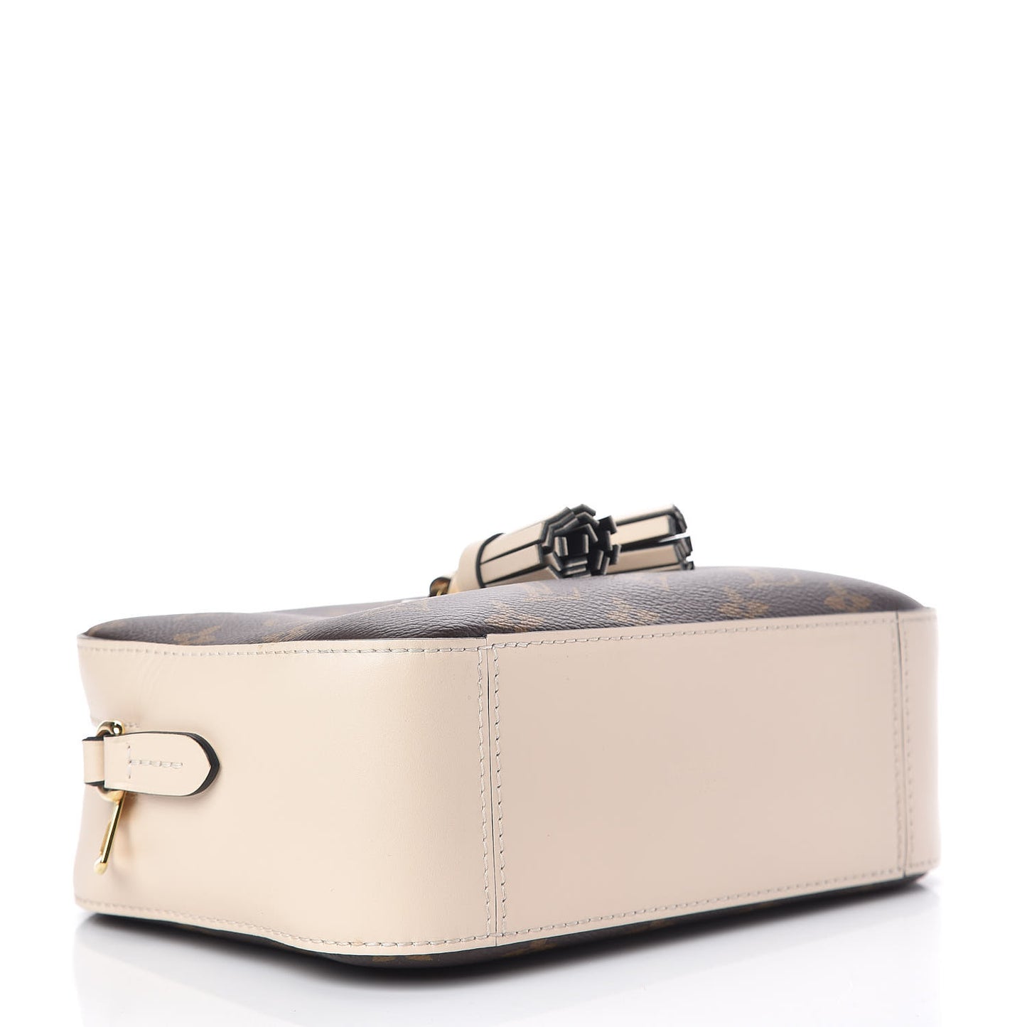 Monogram Saintonge Creme