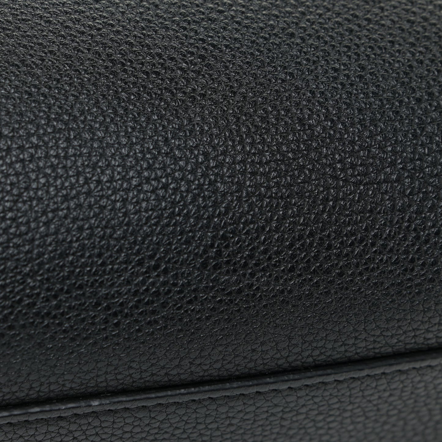 Grained Calfskin Small Supple Sac De Jour Black