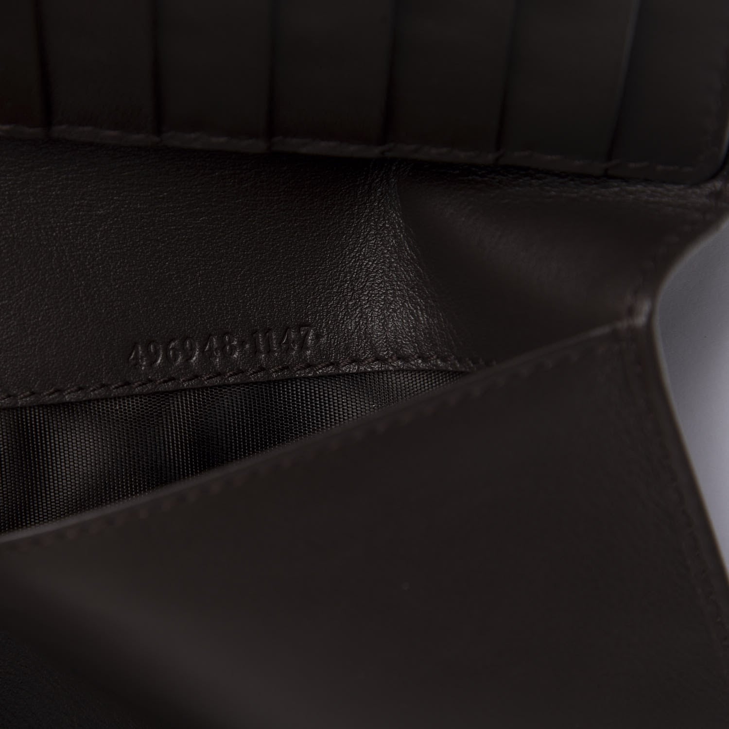 Gucci Microguccissima Passport Case Testa di Moro 7 of 8