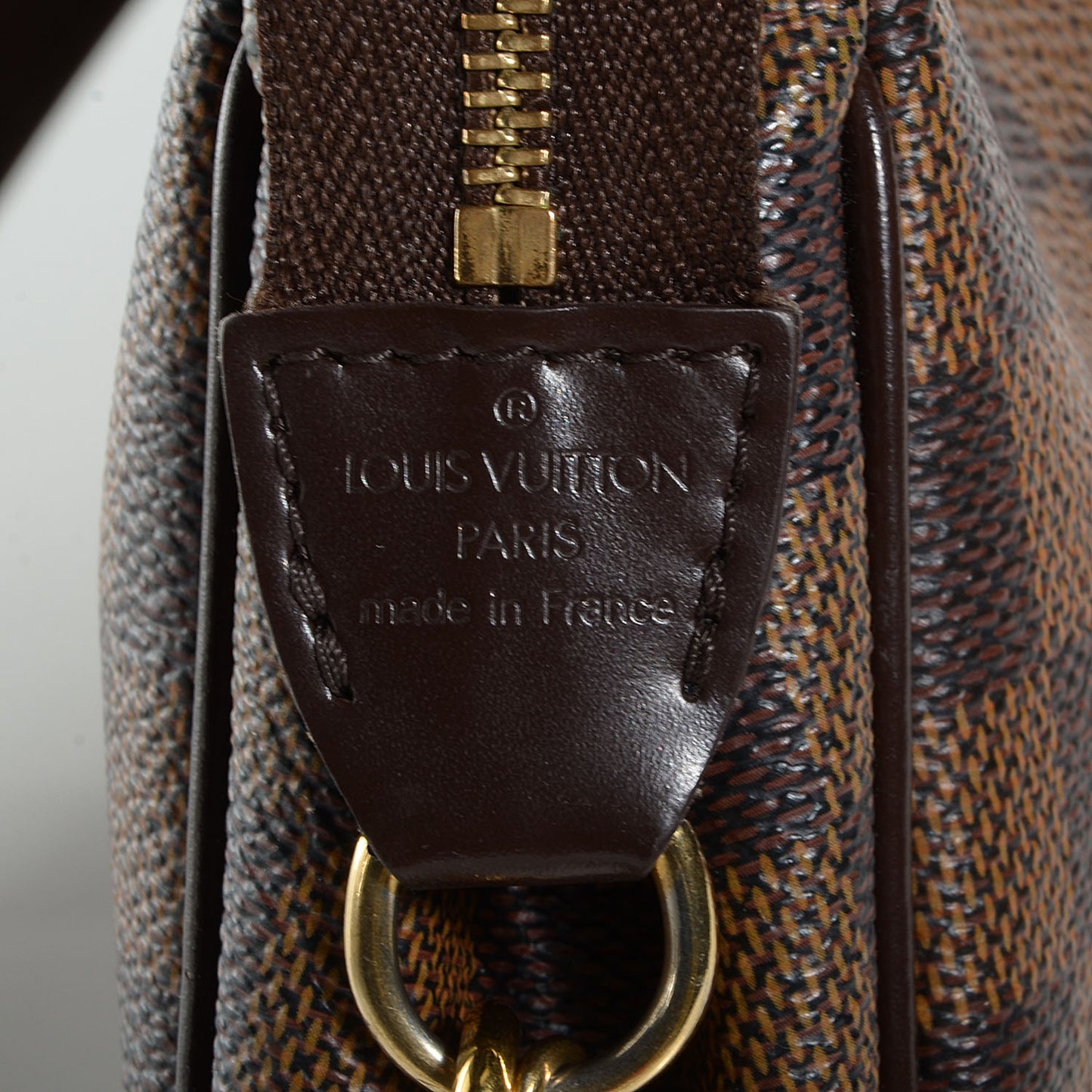 Damier Ebene Eva Clutch