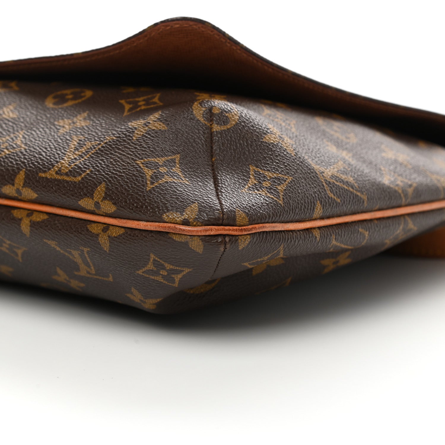 Louis Vuitton Monogram Musette GM 10 of 17
