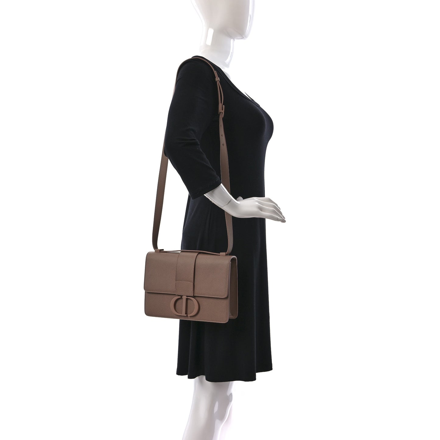 Ultra Matte Grained Calfskin 30 Montaigne Flap Bag Blush