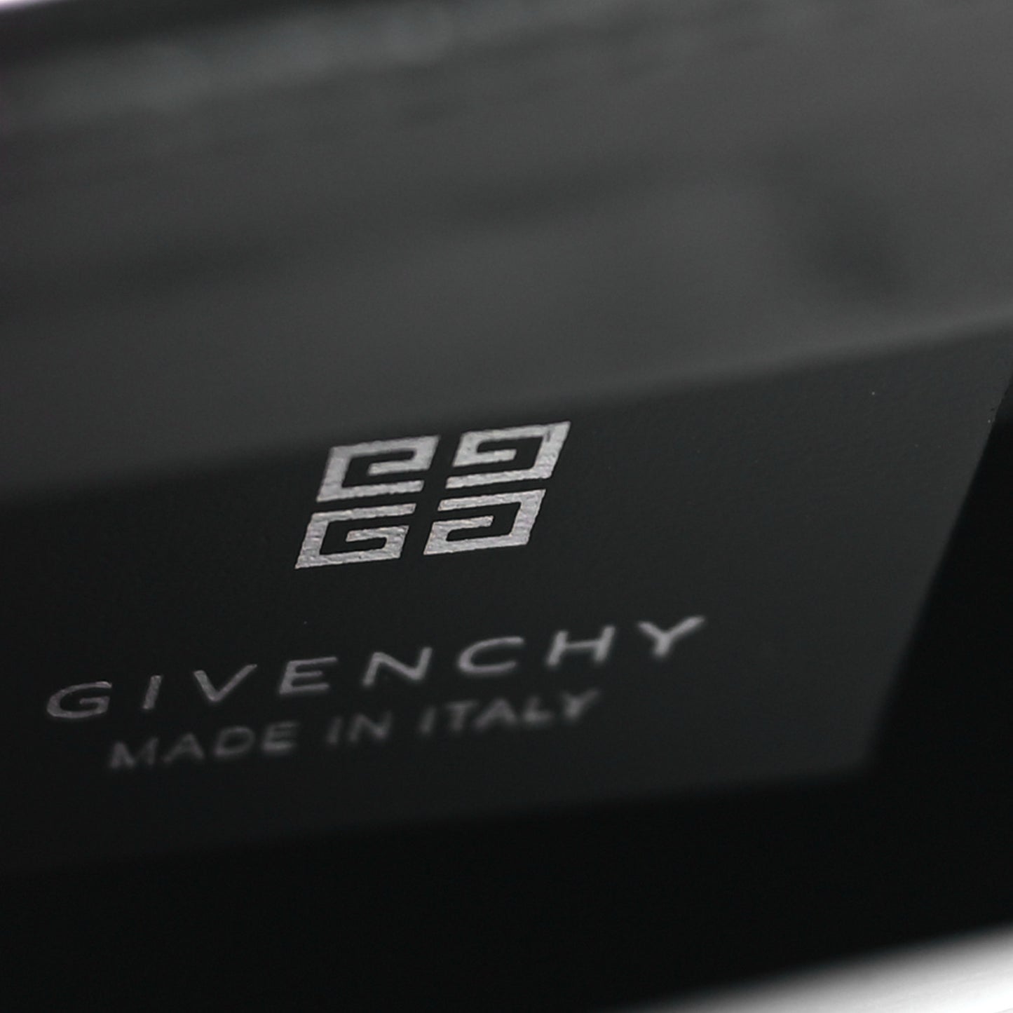 Shiny Lord Calfskin Micro Antigona Black
