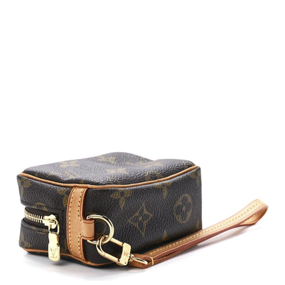 Louis Vuitton Monogram Wapity 4 of 10