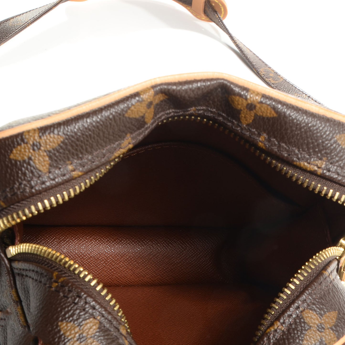 Monogram Amazone