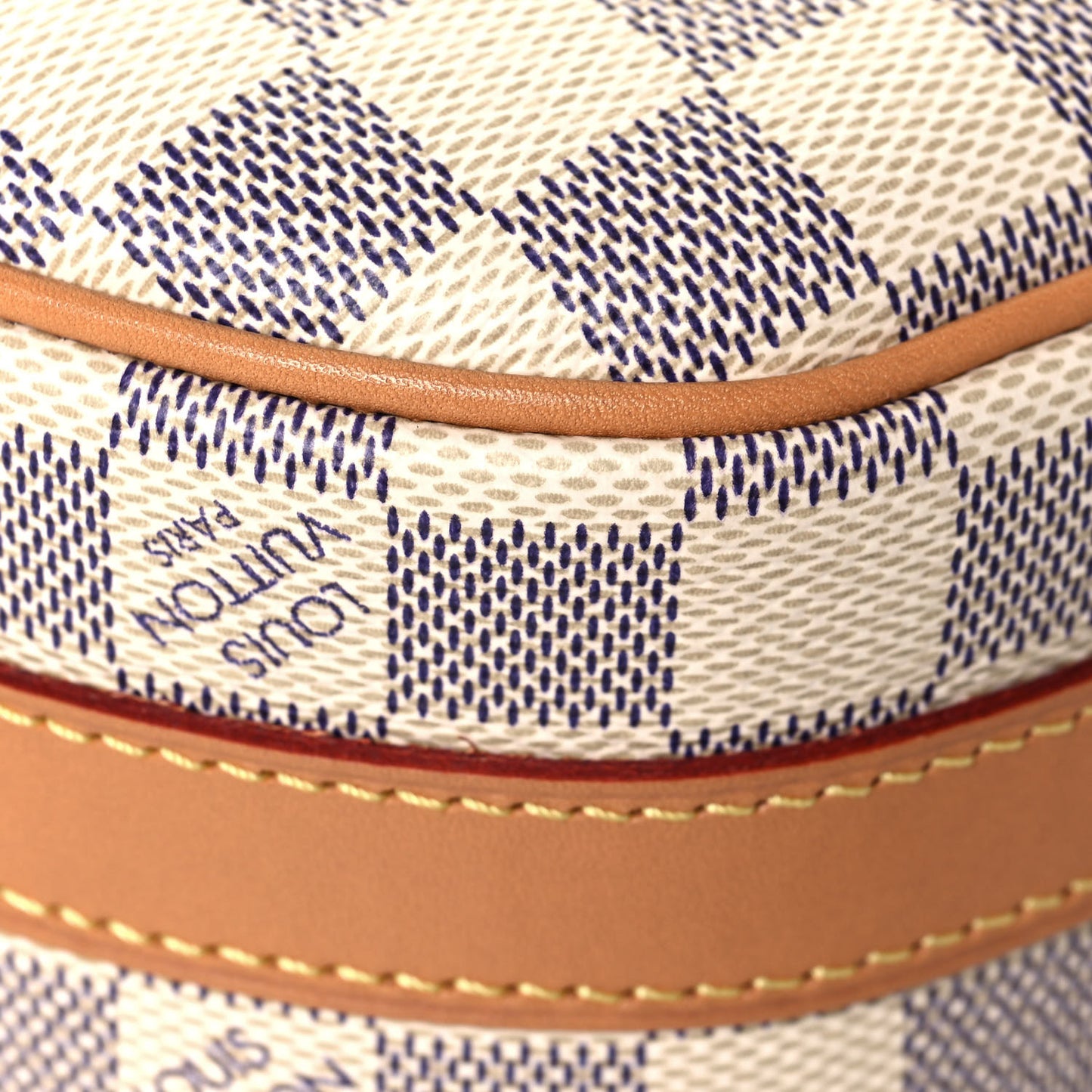 Damier Azur Boite Chapeau Souple PM