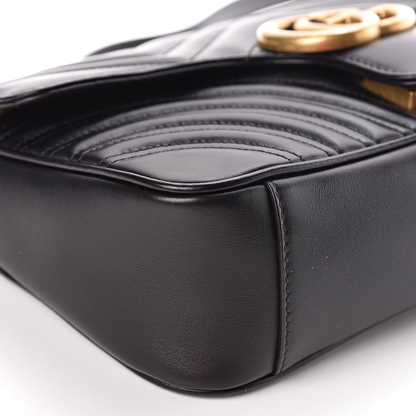 Calfskin Matelasse Small GG Marmont Shoulder Bag Black