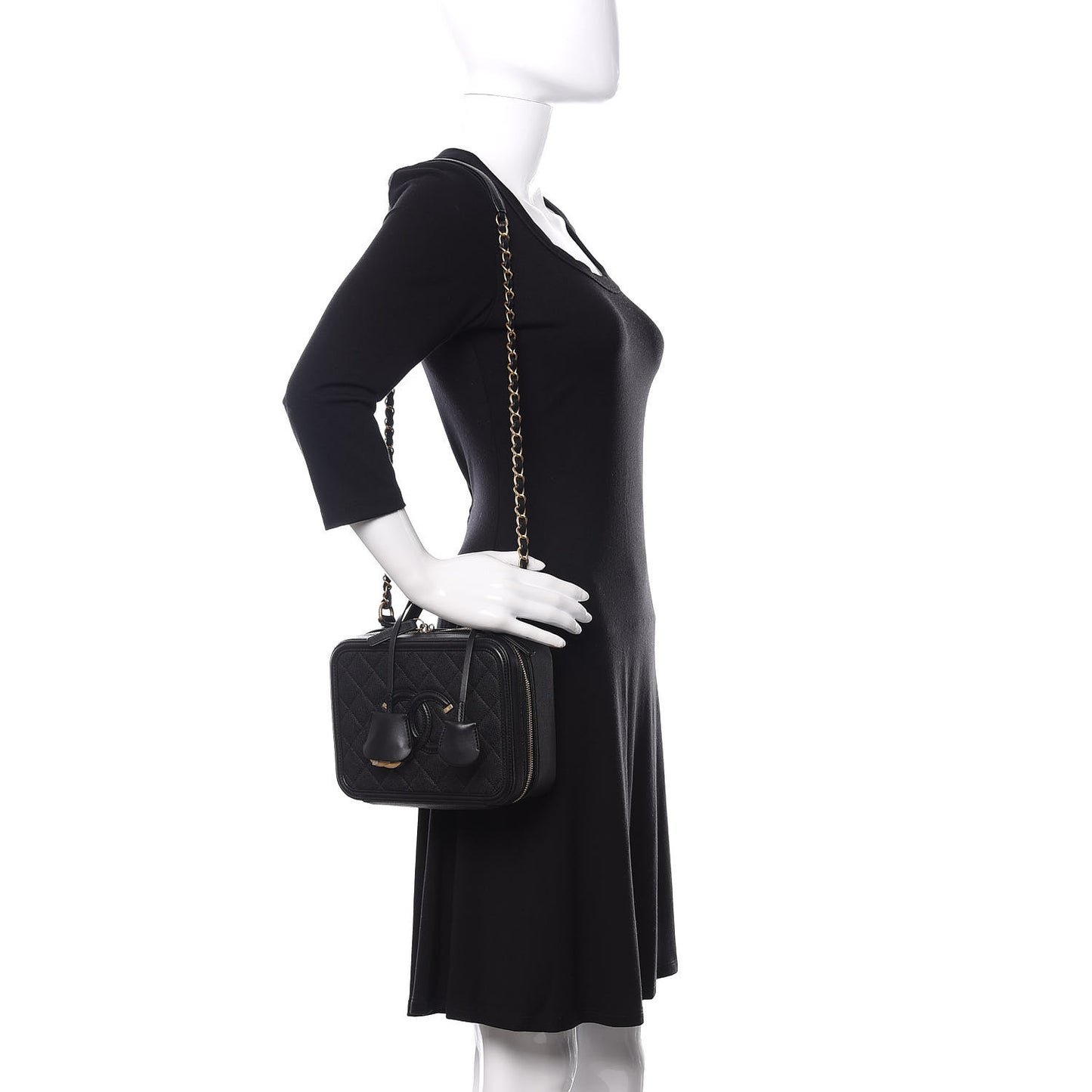 Caviar Quilted Medium CC Filigree Vanity Case Black