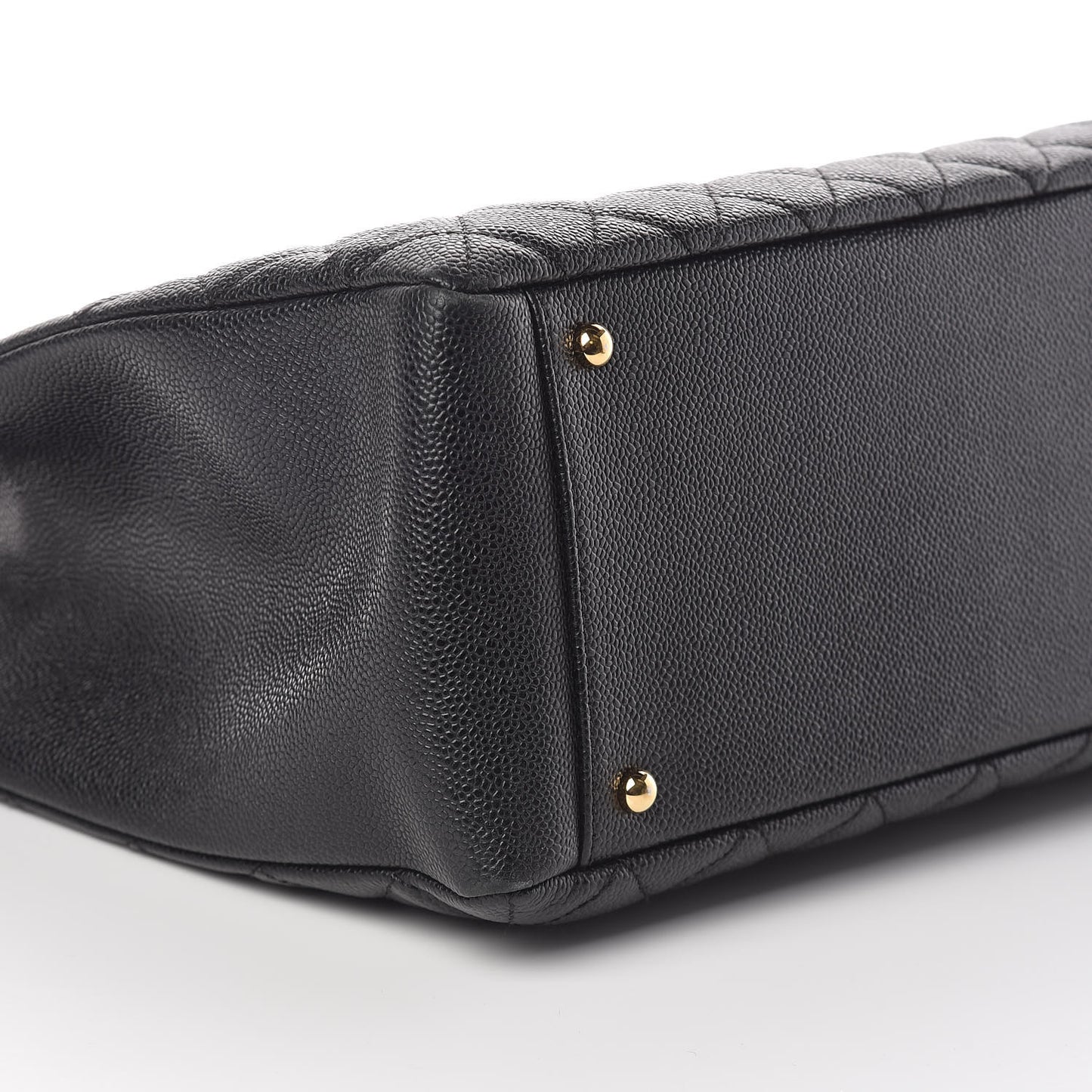 Caviar Quilted XL Grand Shopping Tote GST Black