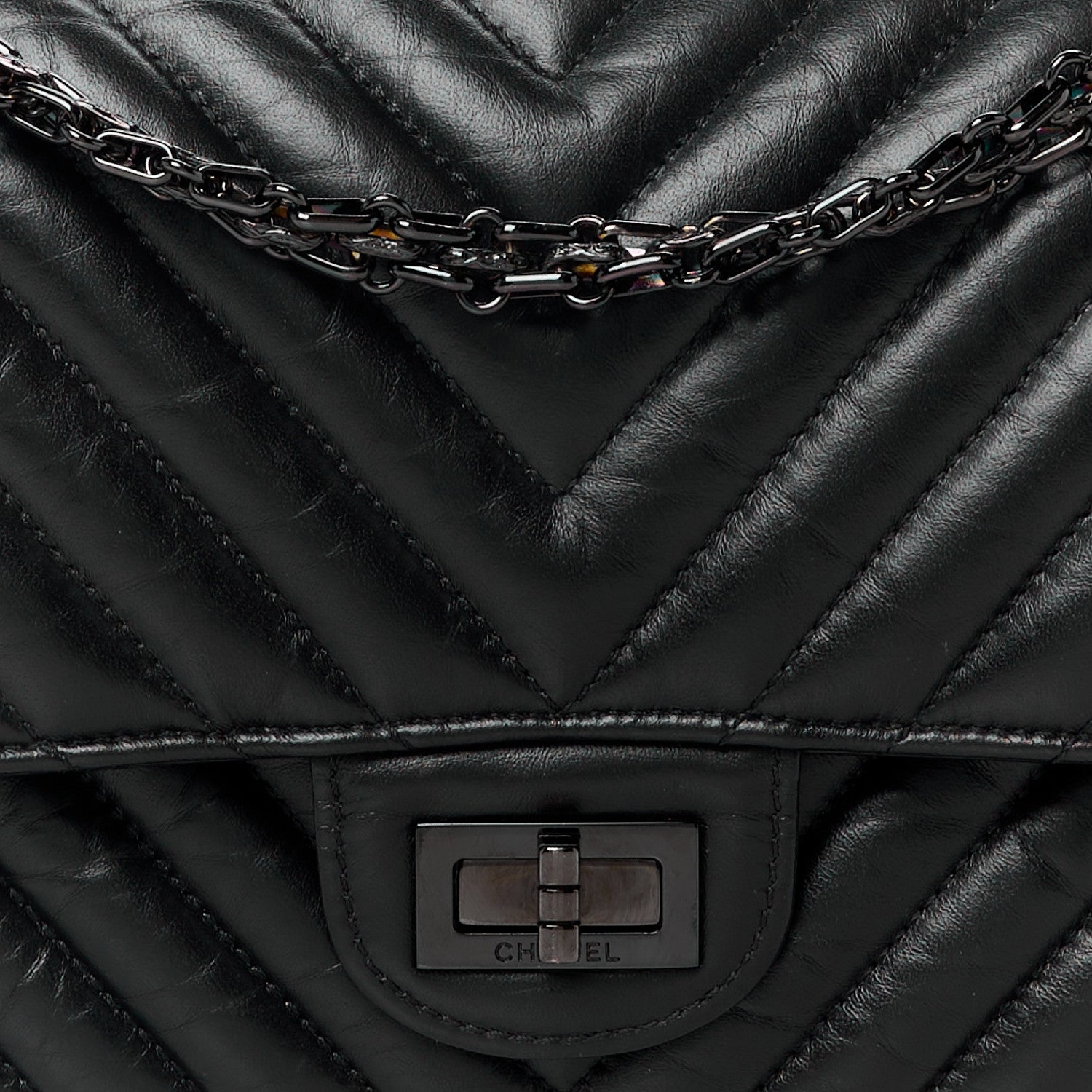 Chanel Aged Calfskin Chevron Quilted 2.55 Reissue 225 Flap So Black 8 of 12