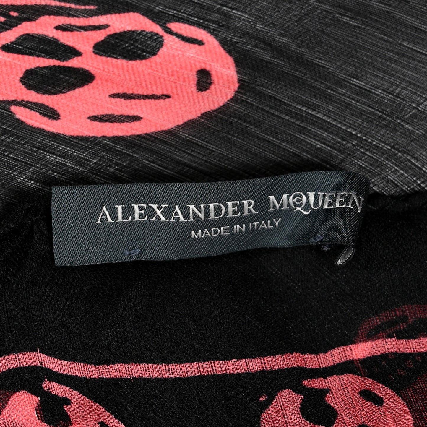 Silk Skull Scarf Black Pink