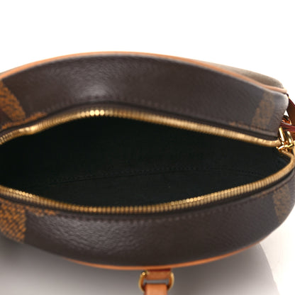 Louis Vuitton Reverse Monogram Giant Boite Chapeau Souple 5 of 9