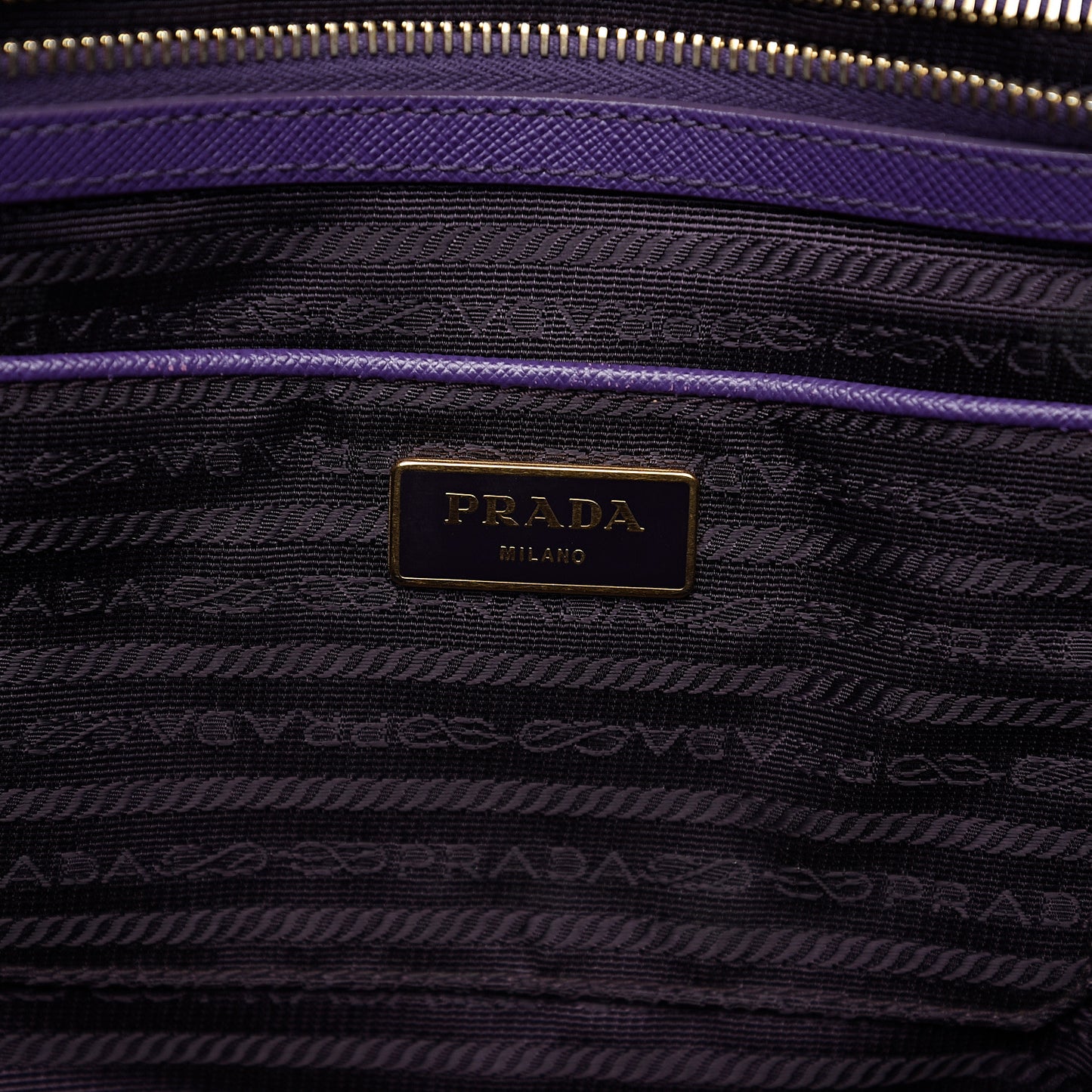 Saffiano Lux Large Tote Viola