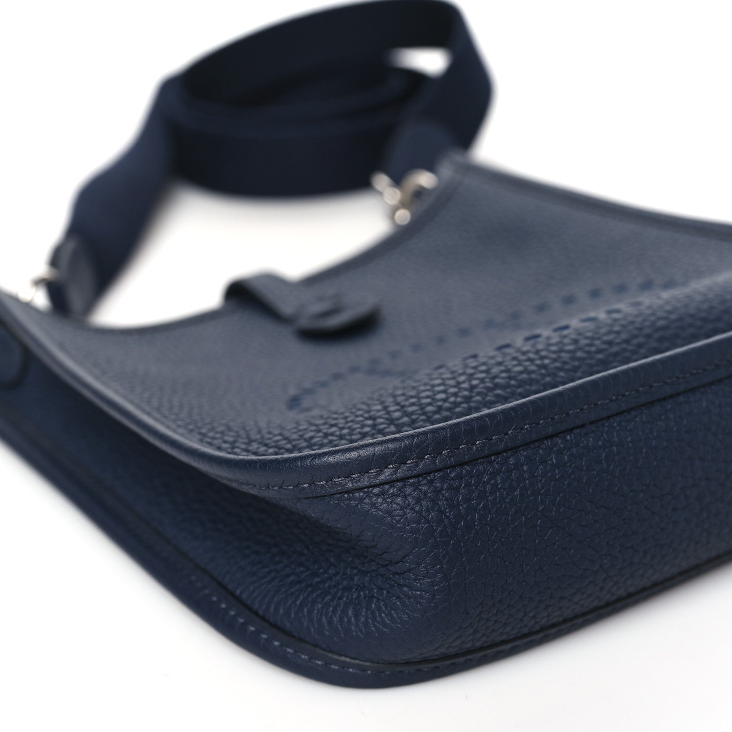 Hermes Taurillon Clemence Evelyne TPM Bleu Nuit 9 of 10
