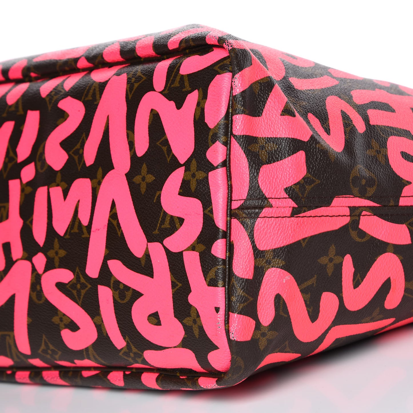 Monogram Graffiti Neverfull GM Fuchsia