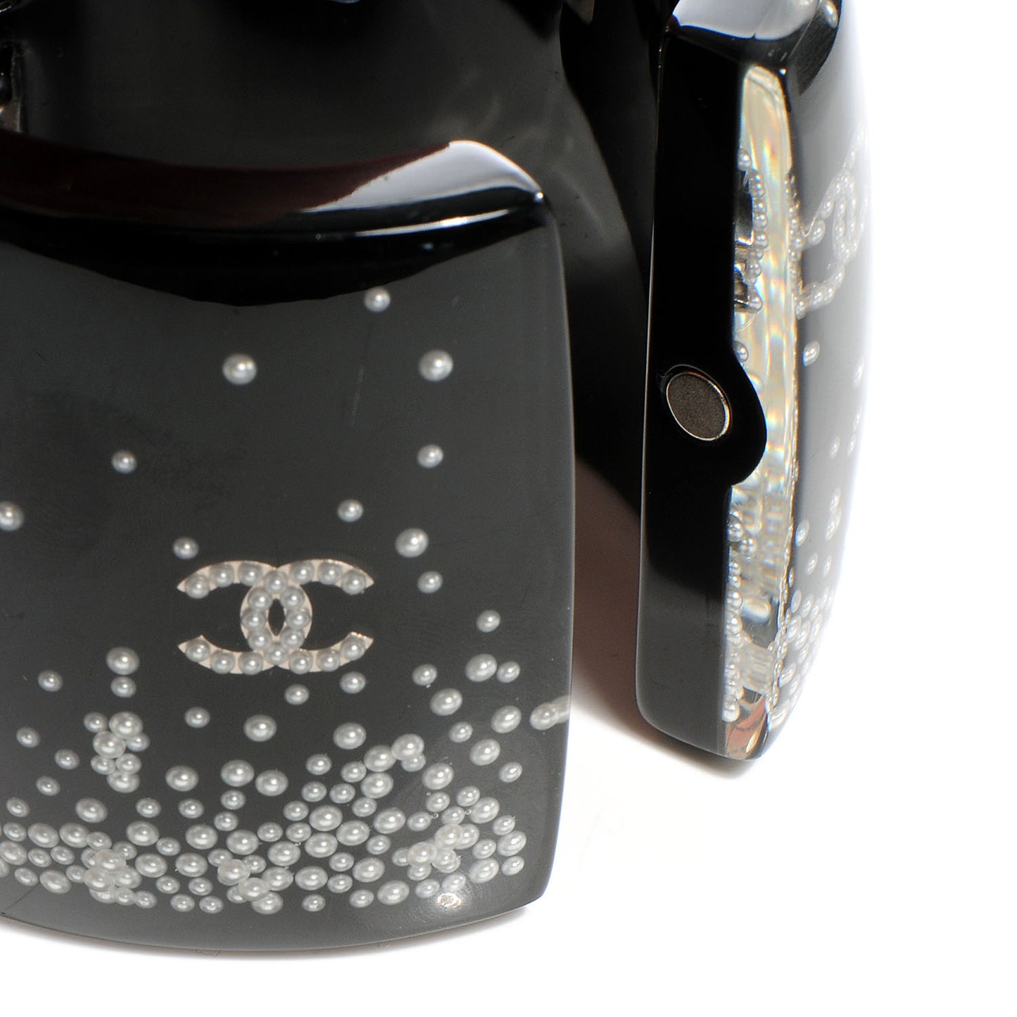 Resin Pearl CC Cuff Black