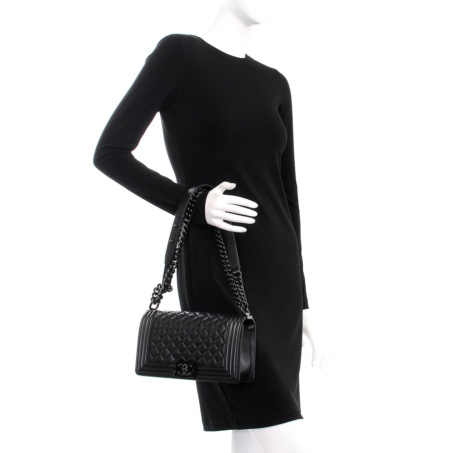 Caviar Quilted Medium Boy Flap So Black