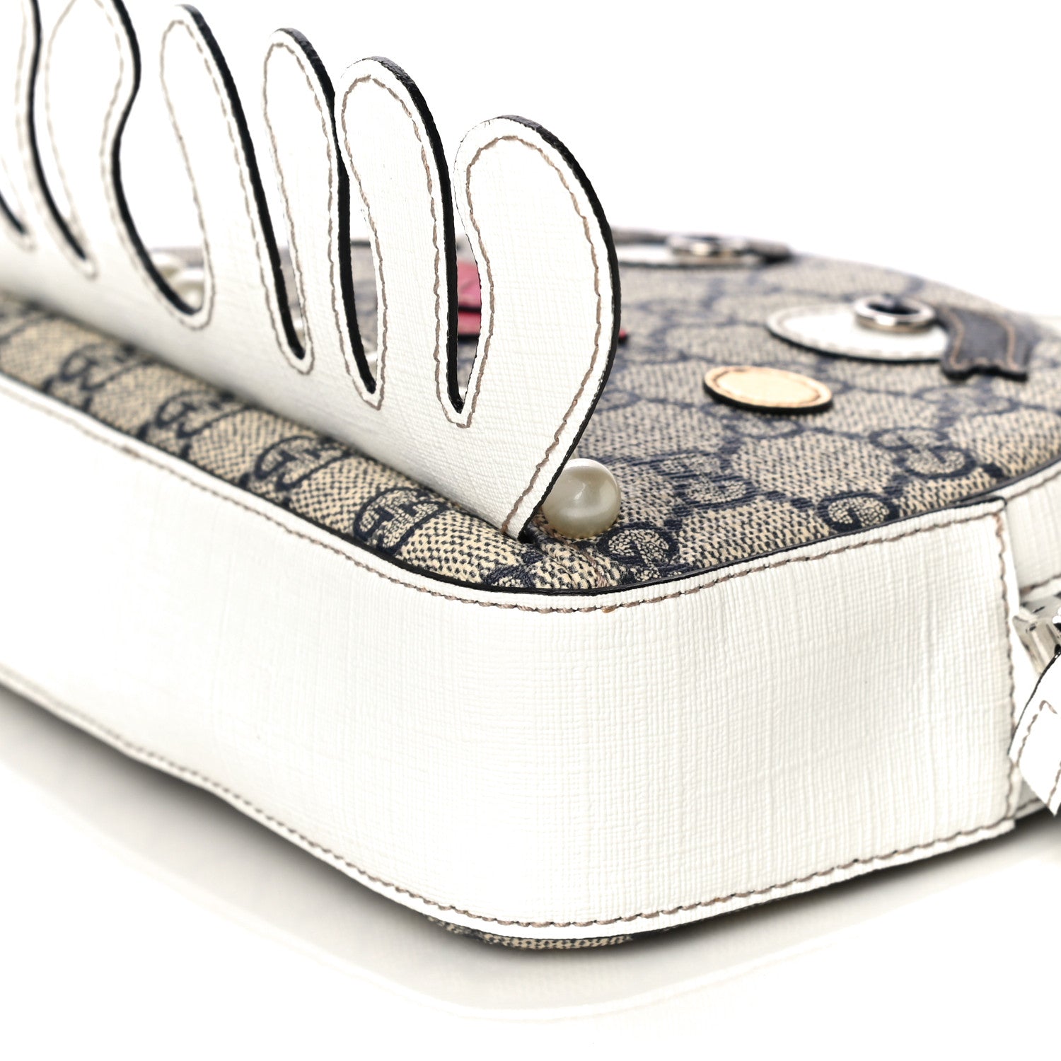Gucci GG Supreme Monogram Childrens Octopus Messenger Bag White 10 of 14